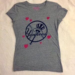Pink Yankees Grey Short Sleeve Shirt
